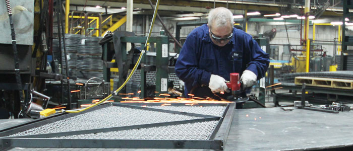 Custom Manufacturing Benefits